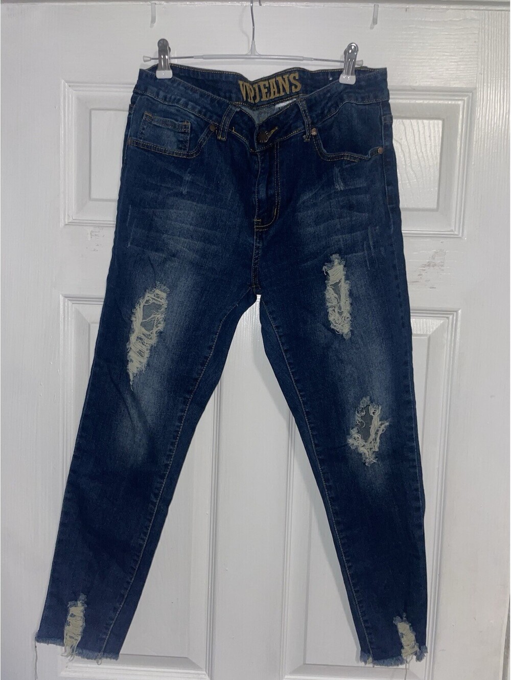 V.I.P. Jeans Womans Distressed Jeans Size 15/16